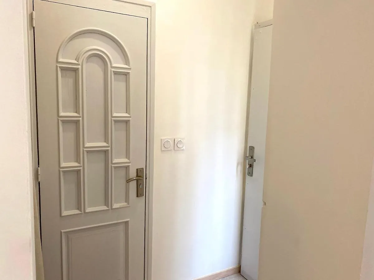 Fully Renovated 33 Sqm 1 Bedroom - Hearth Of * Paris